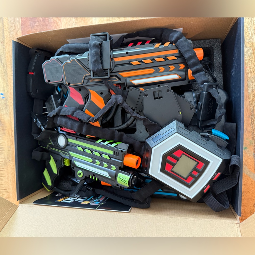 Squad Hero Battle Action Laser Tag 2.0 - Picture 2 of 3